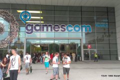 phoca_thumb_l_gamescom2013-7